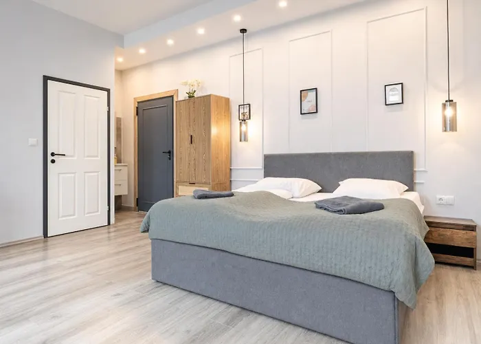 Multiple And At The Heart Of Apartment *
